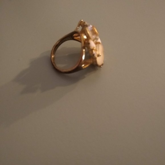 Multistone Bling Ring - Picture 2 of 6